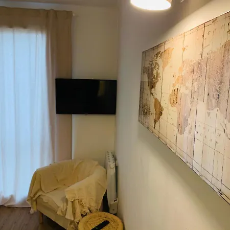 Tulipe Studio Apartment